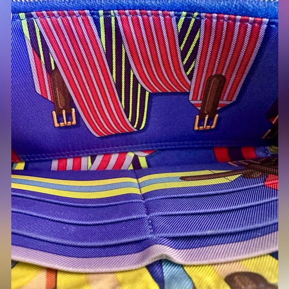 Hermes Silk In Zip Around Classic Long Wallet - Picture 3 of 11